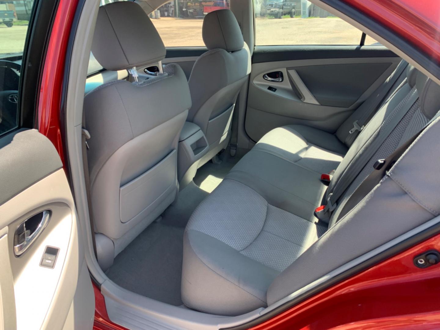 2011 Red /gray Toyota Camry SE (4T1BF3EK4BU) with an 2.5L L4 DOHC 16V engine, AUTOMATIC transmission, located at 1830 North Belt Line Road, Irving, TX, 75061, (469) 524-0199, 32.834373, -96.993584 - Photo#8